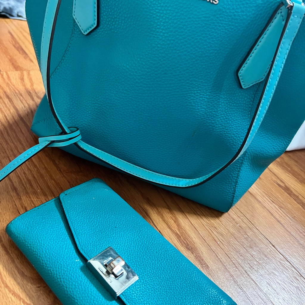 Michael Kors Blue Wallet With Silver Hardware
